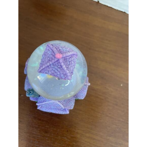 Disney Theme Parks Minnie Mouse Toontown House Mini Snow Globe Purple White FLAW - Picture 5 of 12